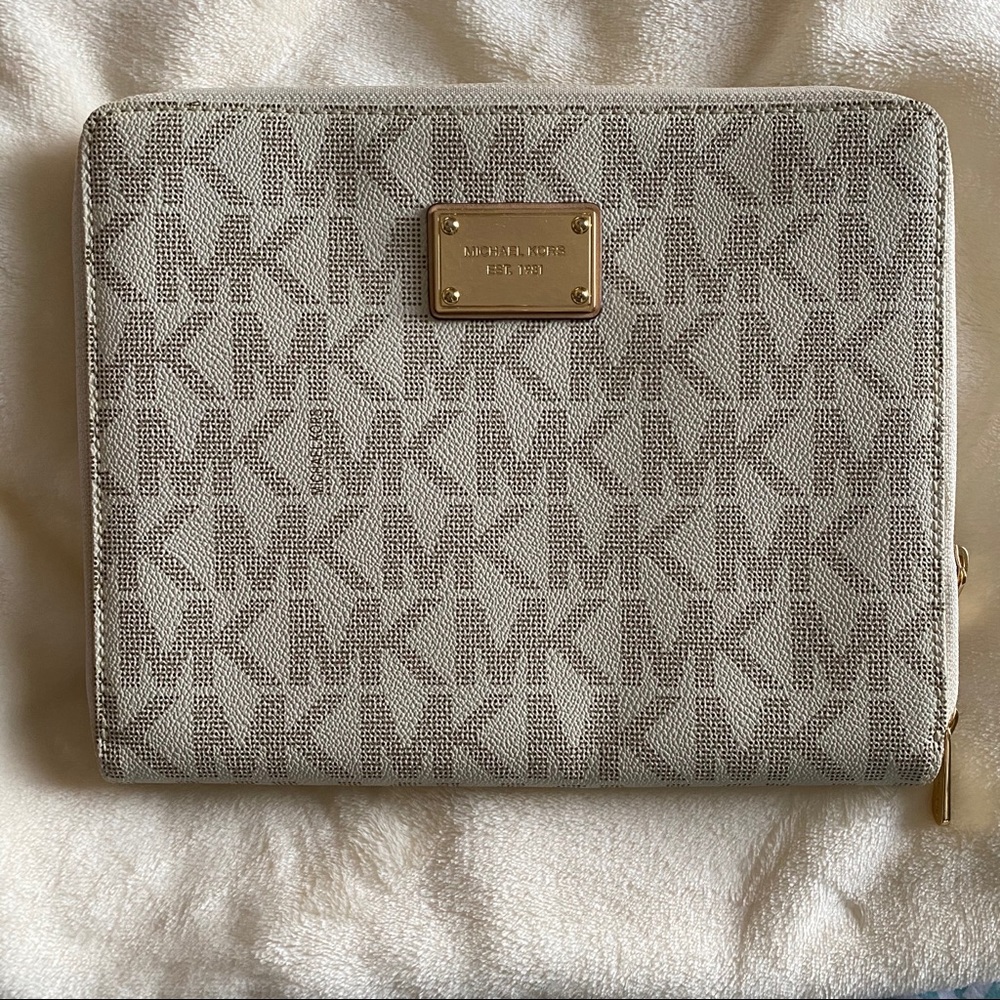 Michael Kors iPad case